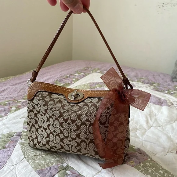 SOLD - Picture 3 of 6